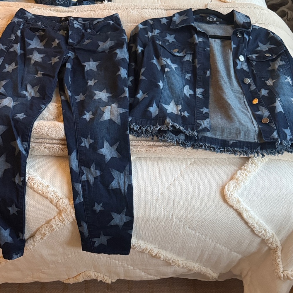 Star-Patterned Blue Ankle Pants and Denim jacket set
